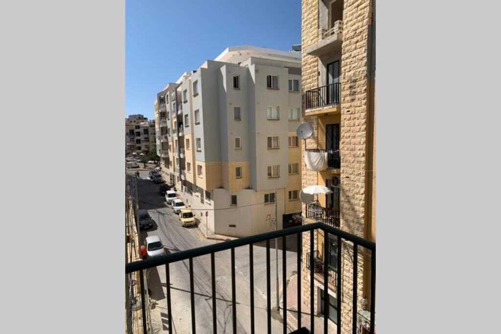 Deluxe Apartment With Pool In The Heart Of St Pauls Bay St. Paul's Bay Bagian luar foto