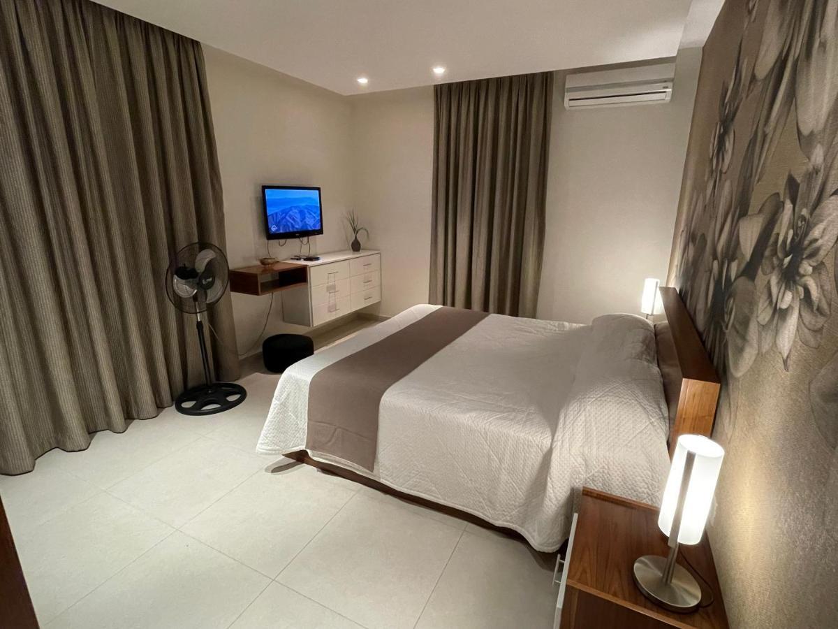 Deluxe Apartment With Pool In The Heart Of St Pauls Bay St. Paul's Bay Bagian luar foto